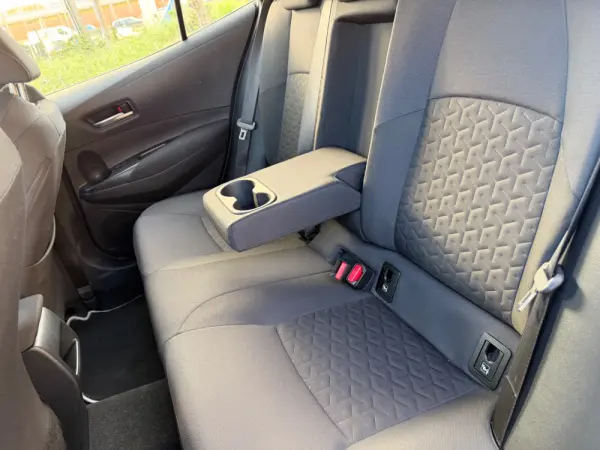 Toyota Corolla 1.8 Hybrid Exclusive Preto - 21