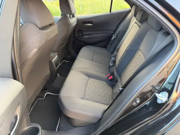 Toyota Corolla 1.8 Hybrid Exclusive Preto - 21