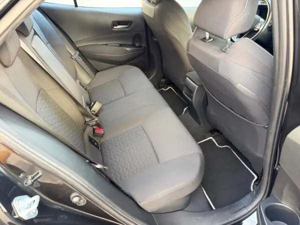 Toyota Corolla 1.8 Hybrid Exclusive Preto - 21